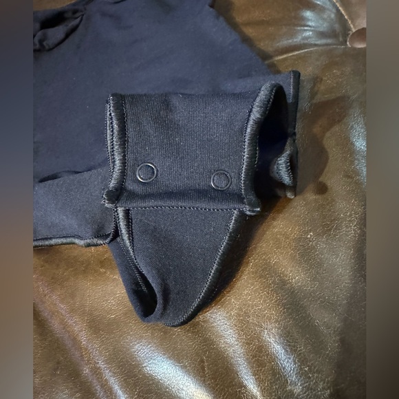 SKIMS SEAMLESS SCULPT THONG BODYSUIT - Picture 15 of 15